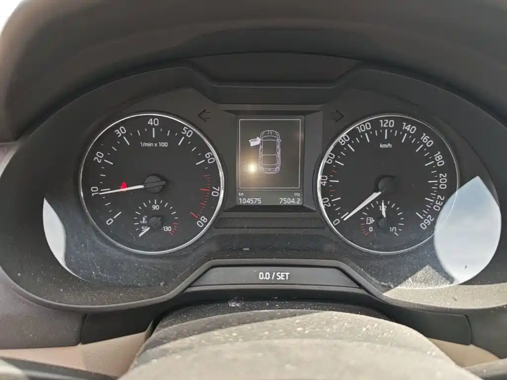 Skoda Octavia 2015 — фото 12
