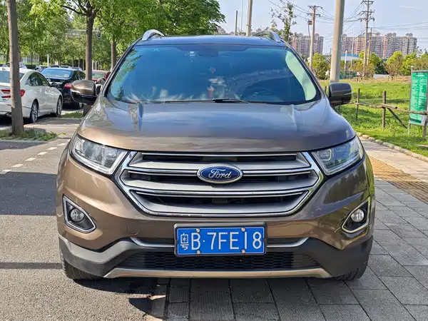 Ford Edge 2015