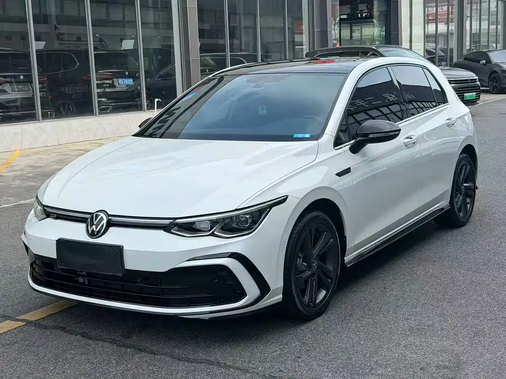 Volkswagen Golf 2023