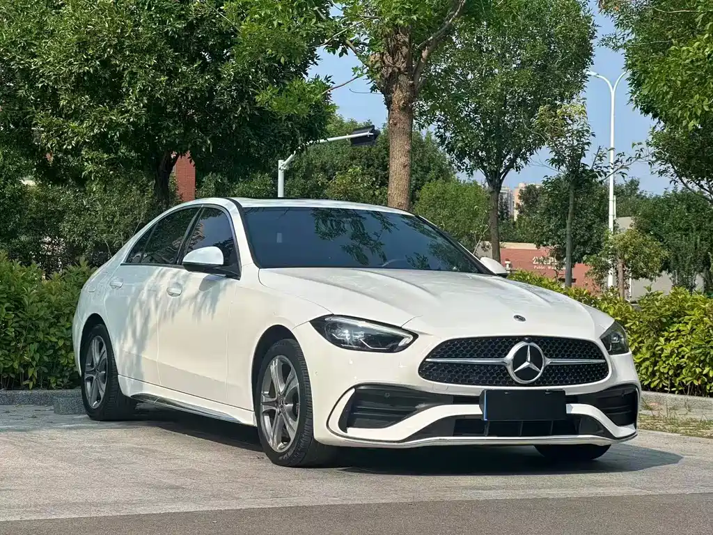 Mercedes-Benz C-Class 2022 — фото 2