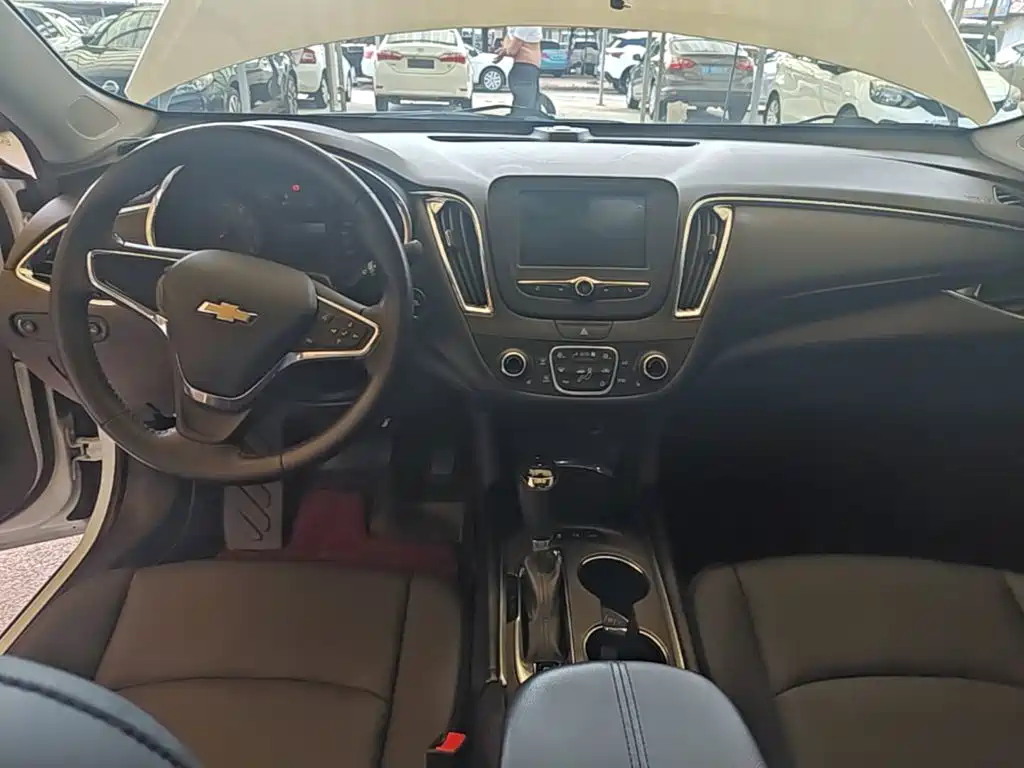 Chevrolet Malibu XL 2017 — фото 10