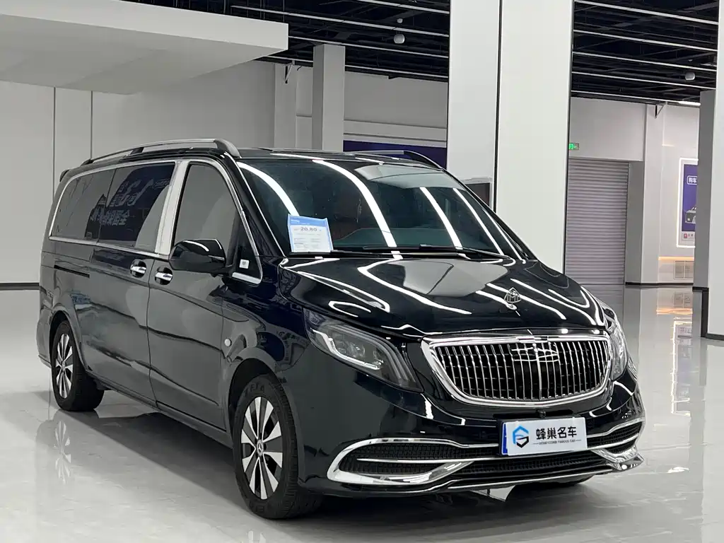 Mercedes-Benz Vito 2023 — фото 3
