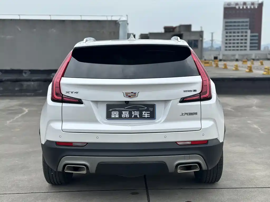 Cadillac XT4 2020 — фото 5