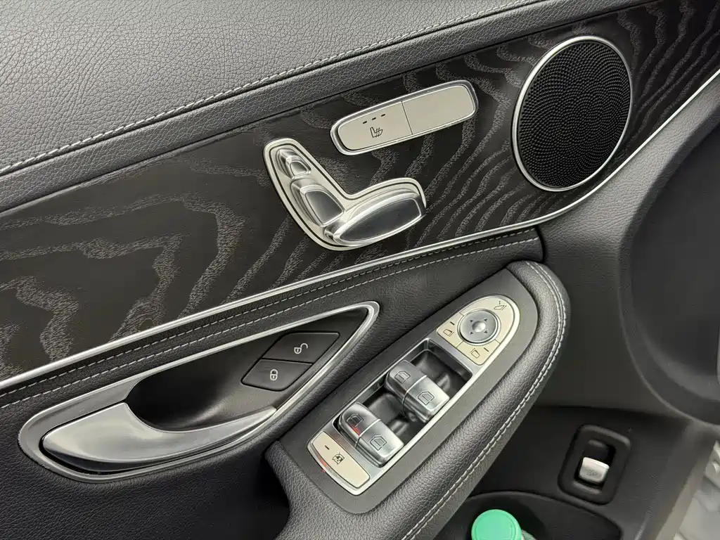 Mercedes-Benz C-Class 2019 — фото 10