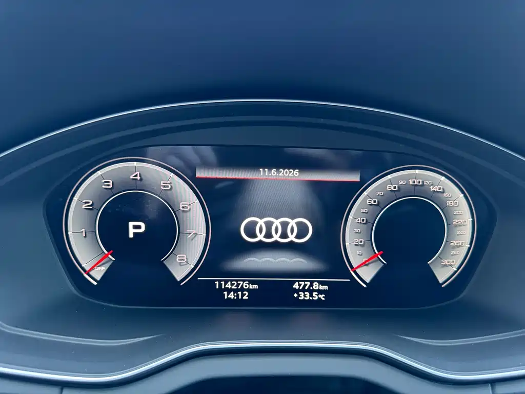 Audi Q5L 2022 — фото 17