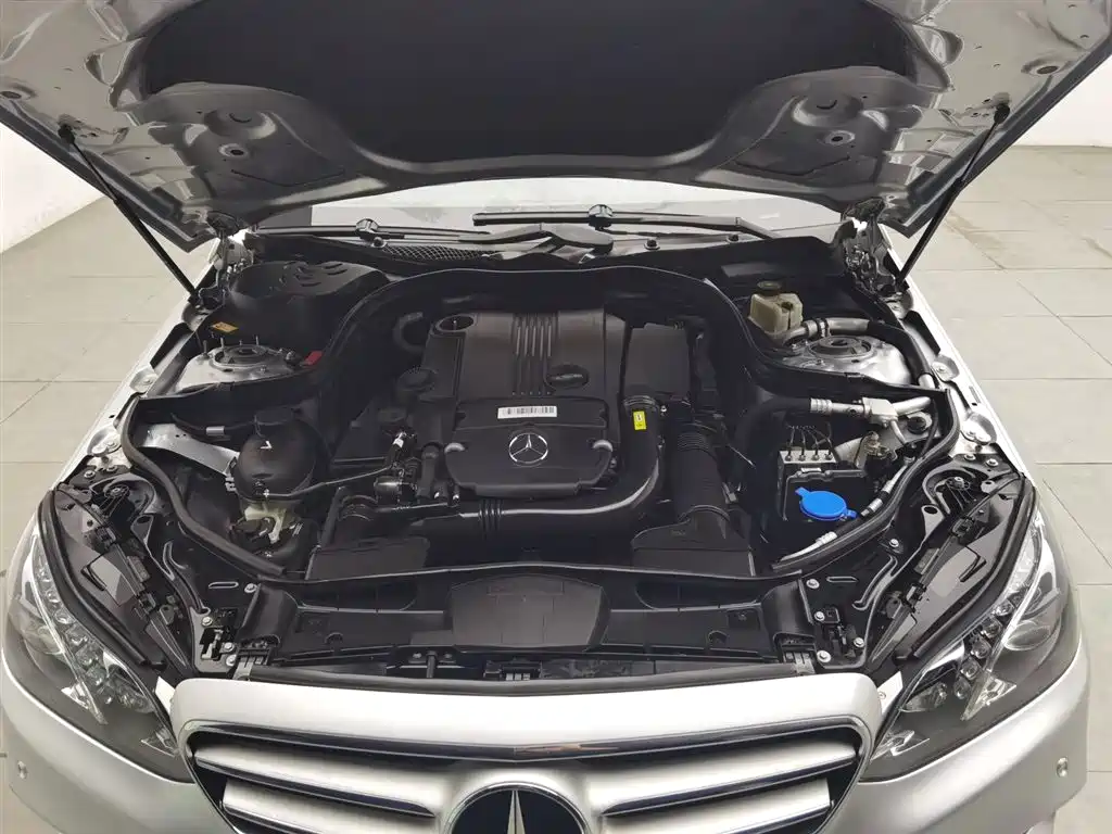 Mercedes-Benz E-Class 2014