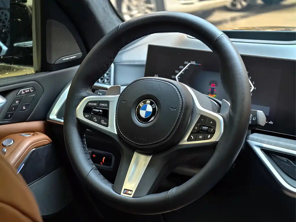 BMW X7 2023 — фото 23