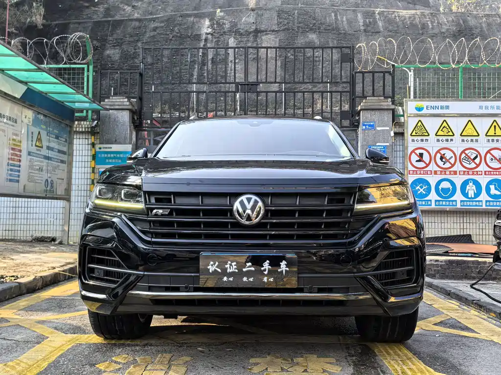 Volkswagen Touareg 2020 — фото 2
