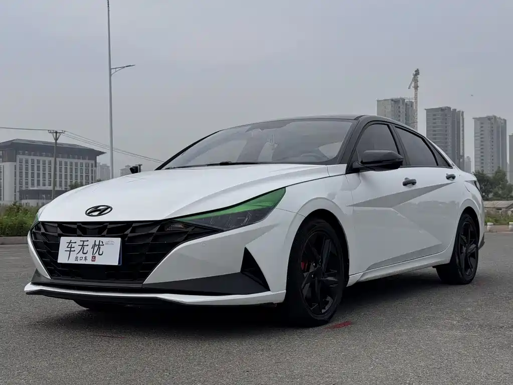 Hyundai Elantra 2023