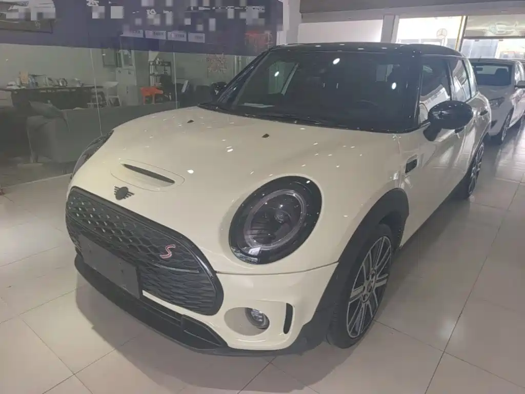 MINI Clubman 2021