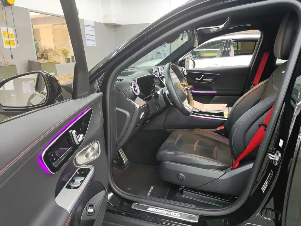 Mercedes-Benz GLC AMG 2025 — фото 3