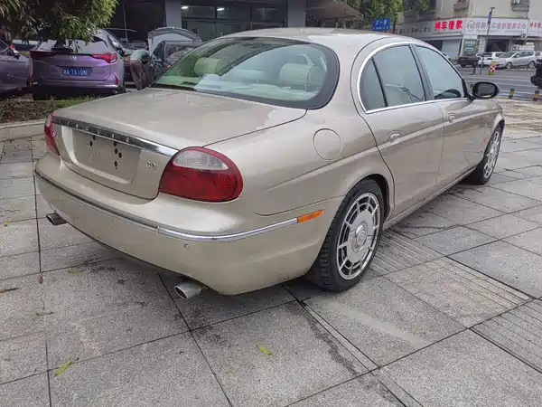 Jaguar S-TYPE 2006
