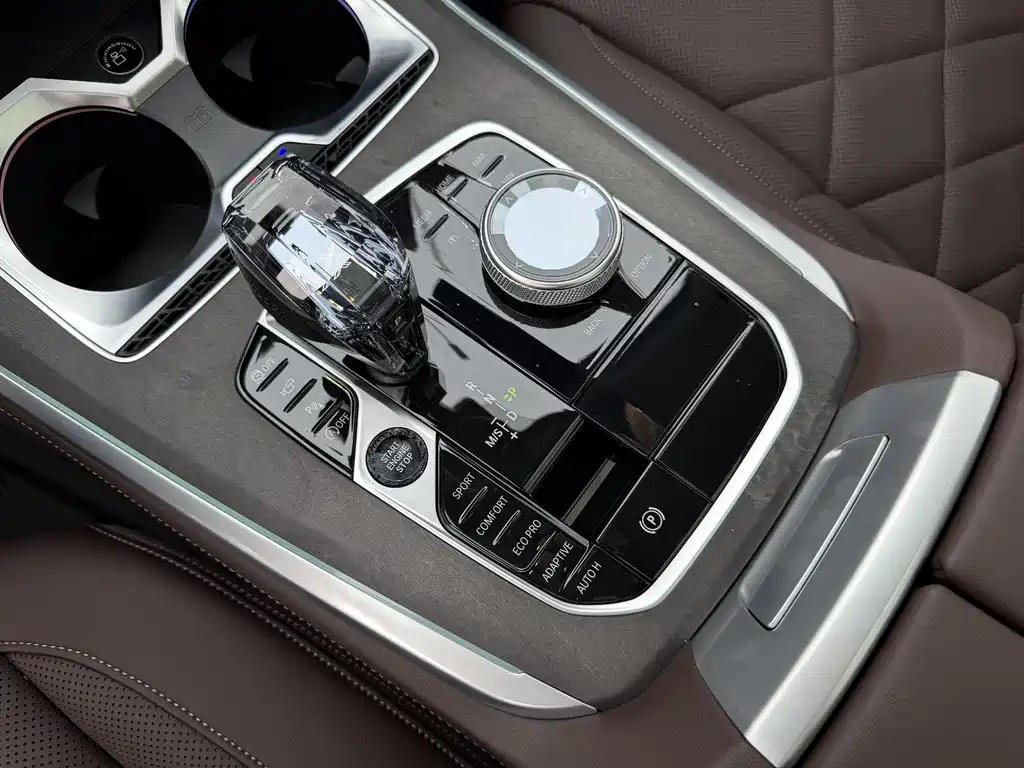 BMW X5 2024 — фото 10