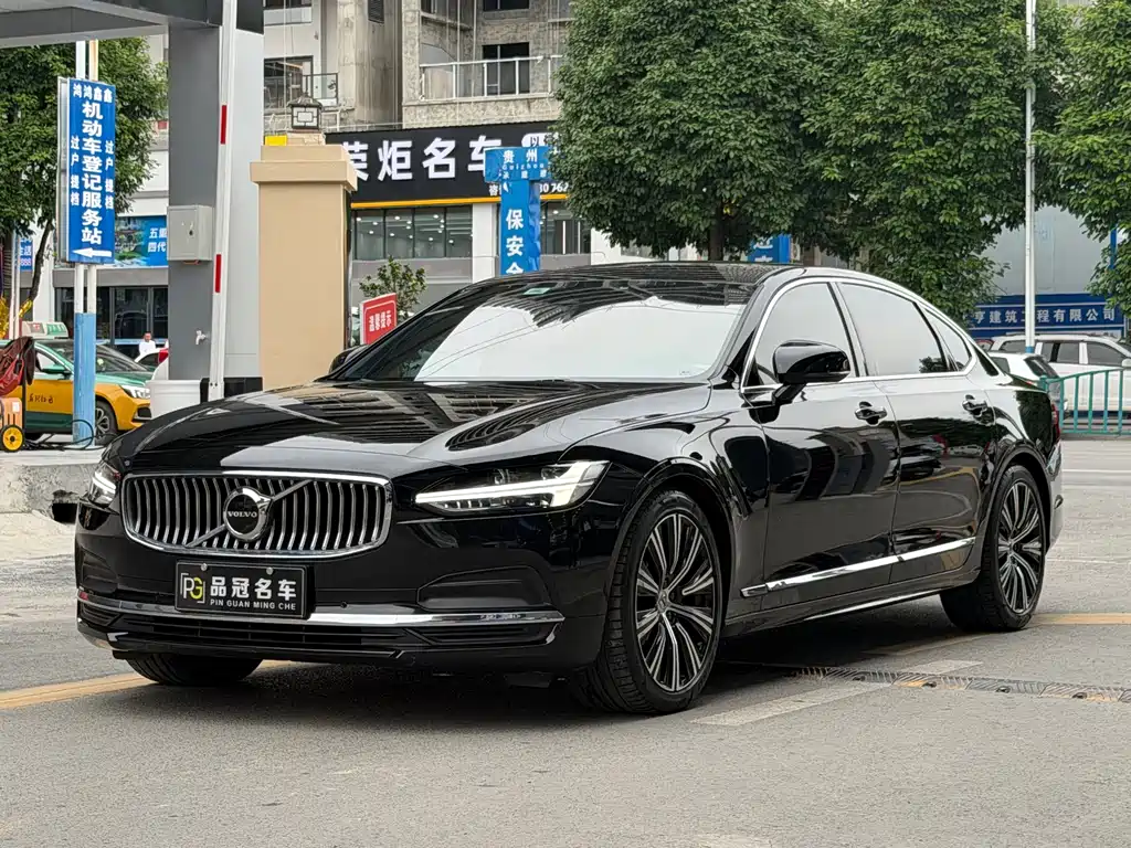 Volvo S90 2023 — фото 1