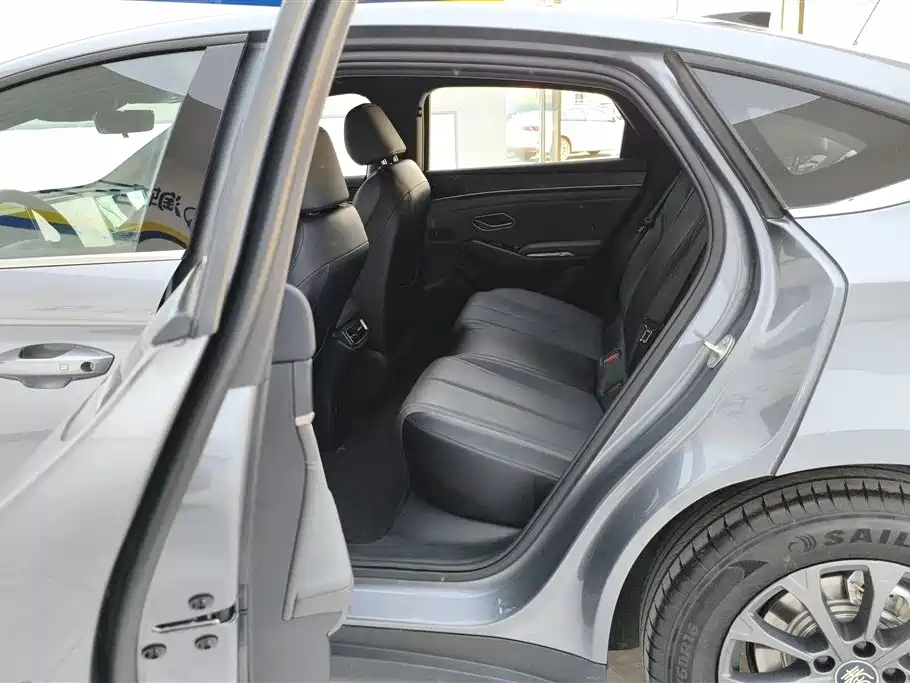 BYD Qin L 2025 — фото 11