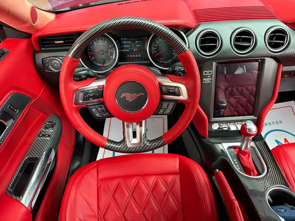 Ford Mustang 2019 — фото 10