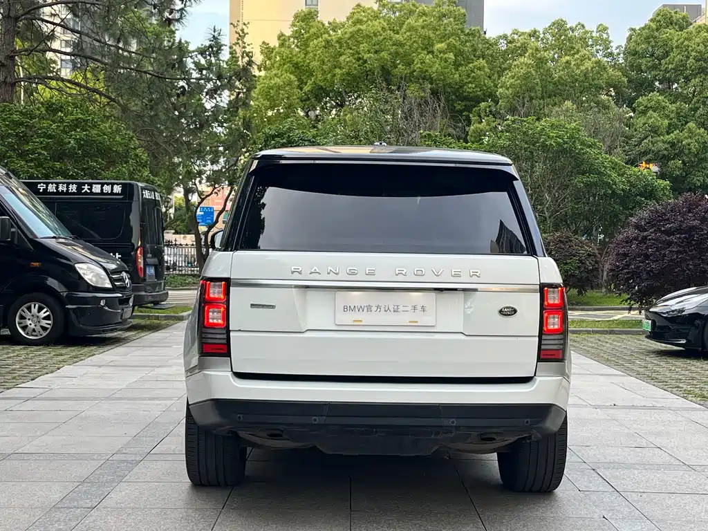Land Rover Range Rover 2015 — фото 17
