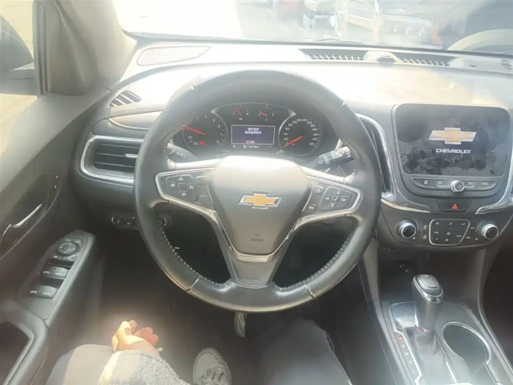Chevrolet Equinox 2019 — фото 11