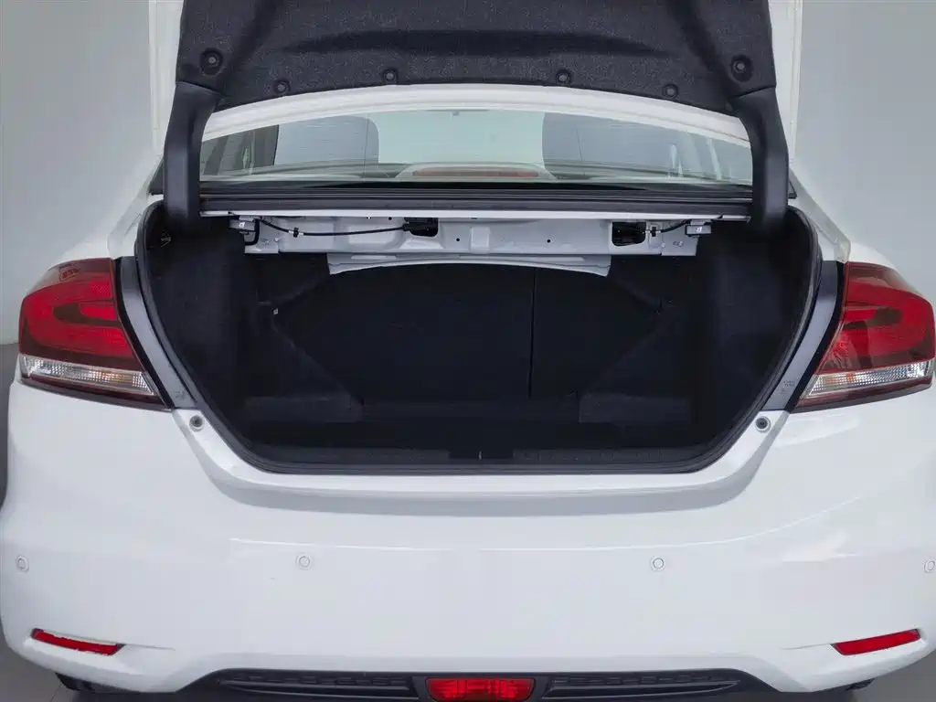 Honda Civic 2015 — фото 16
