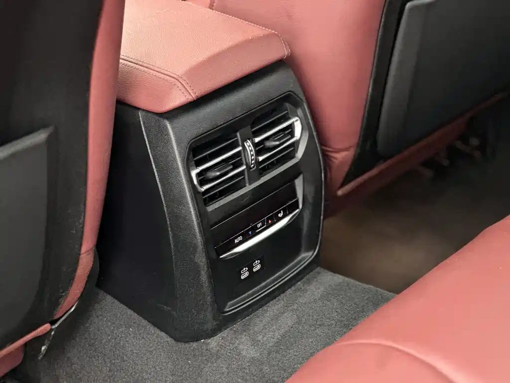 BMW 3 Series 2022 — фото 15