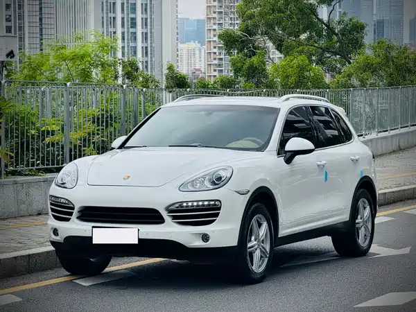 Porsche Cayenne 2014