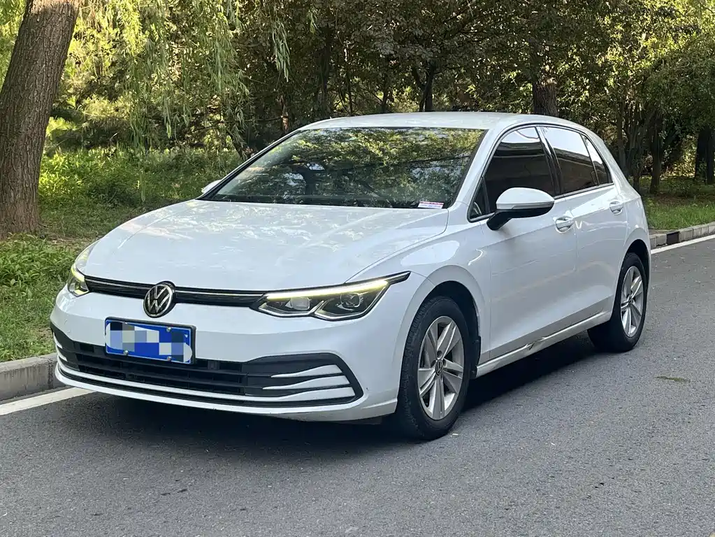 Volkswagen Golf 2023