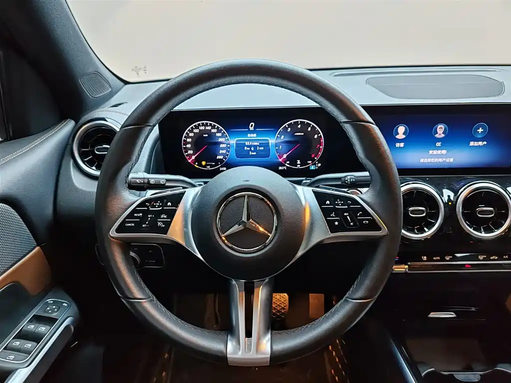 Mercedes-Benz GLB 2023 — фото 16