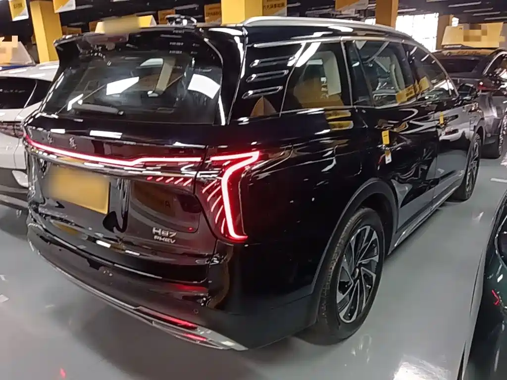Hongqi HS7 PHEV 2024