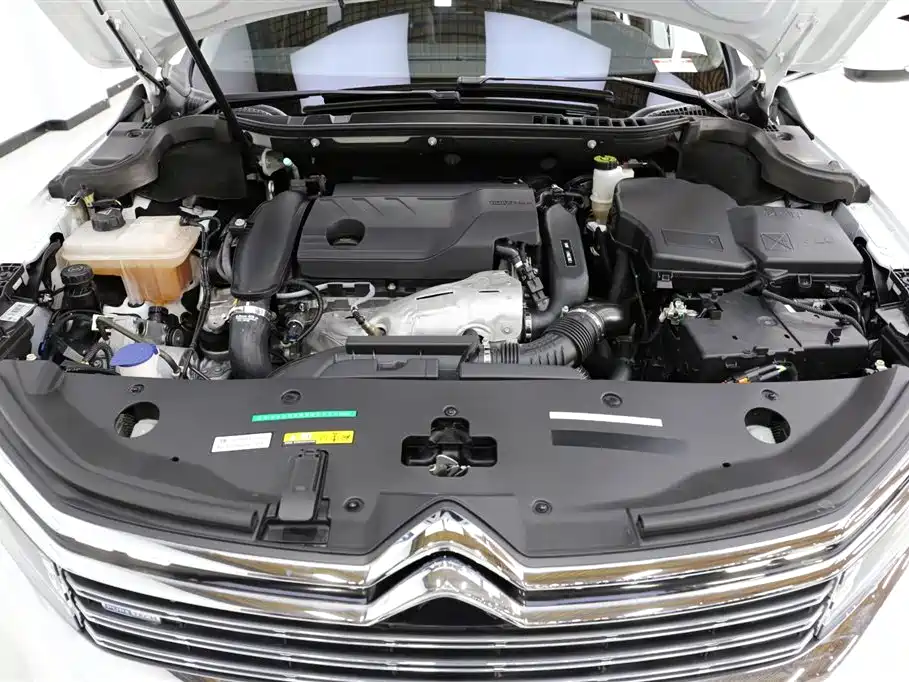 Citroen C6 2023 — фото 21