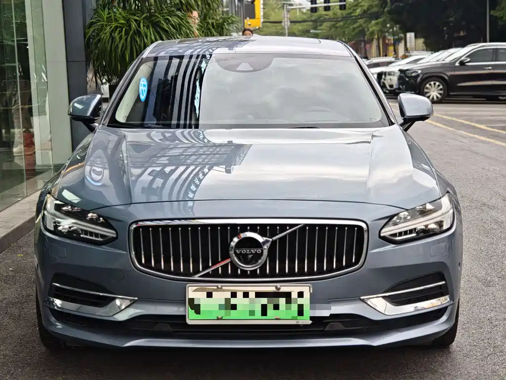 Volvo S90 PHEV 2018 — фото 2