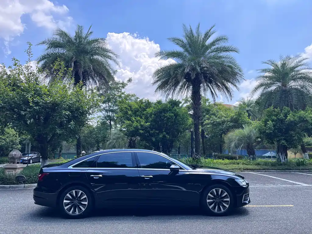Audi A6L 2022 — фото 14