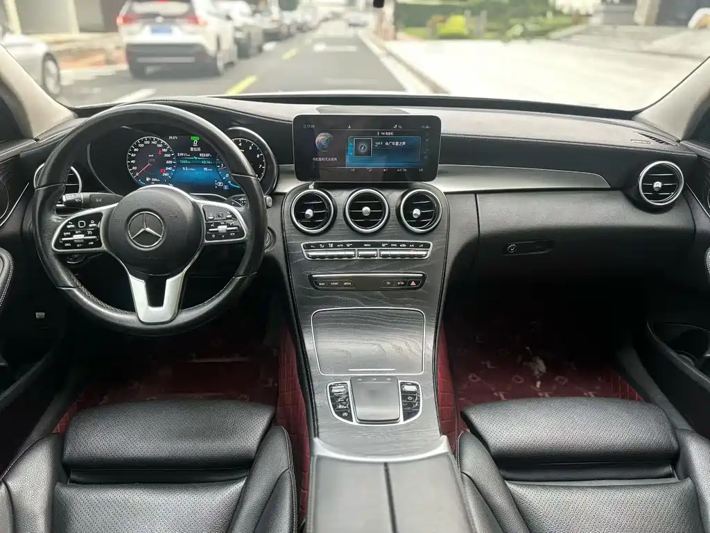 Mercedes-Benz C-Class 2019 — фото 2