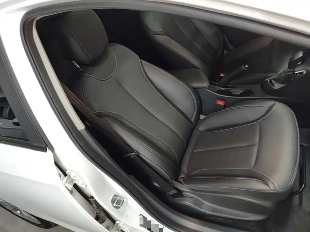 Buick Excelle GT 2022 — фото 25