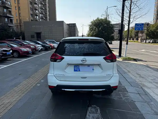 Nissan X-Trail 2021