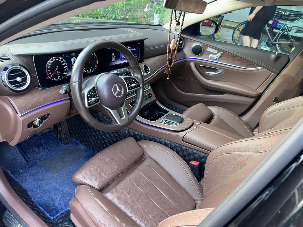 Mercedes-Benz E-Class 2020 — фото 4