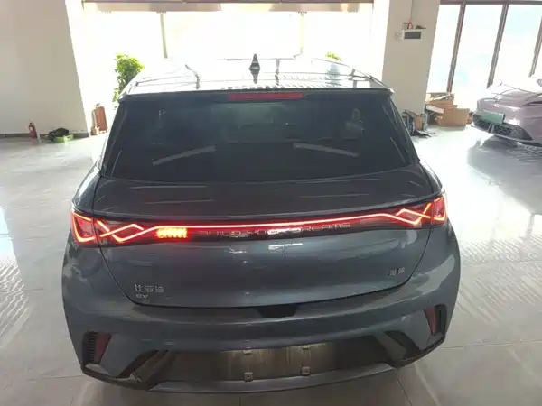 BYD Dolphin 2024