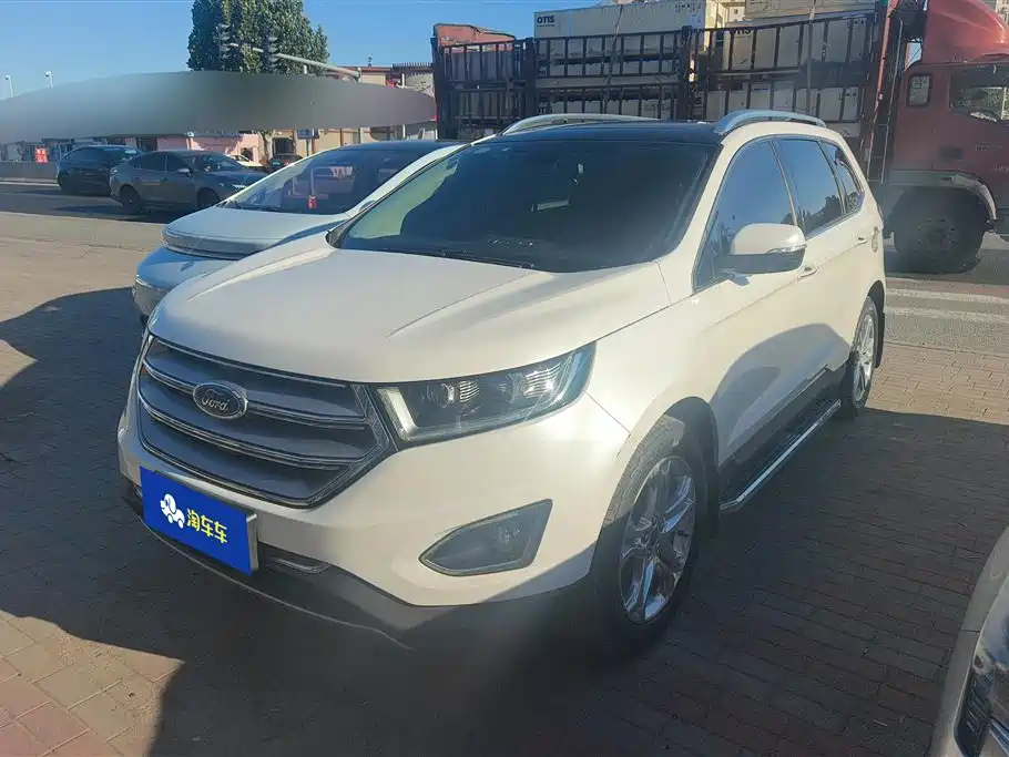Ford Edge 2017 — фото 1