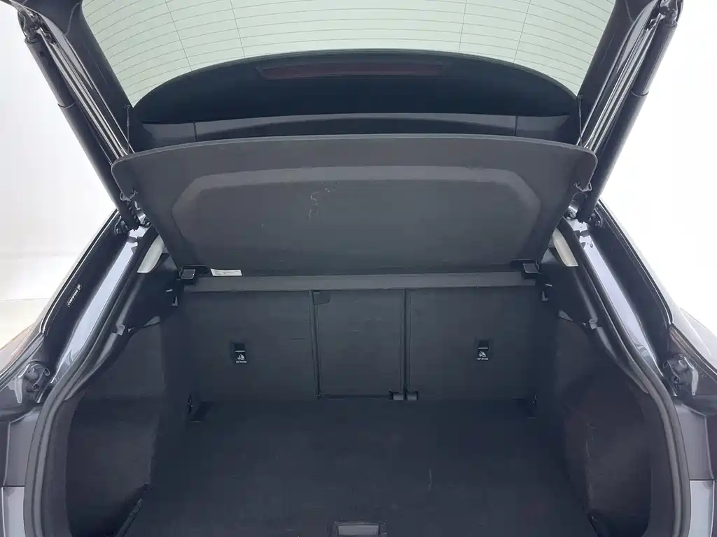 Audi Q3 Sportback 2023 — фото 30