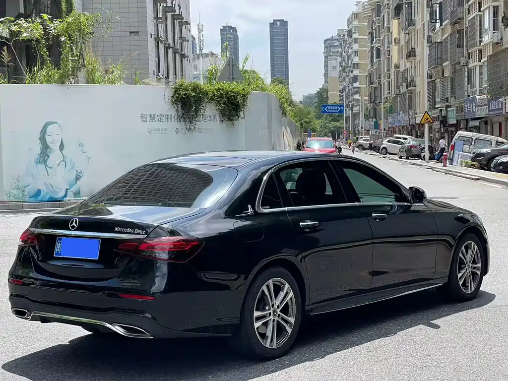 Mercedes-Benz E-Class 2023