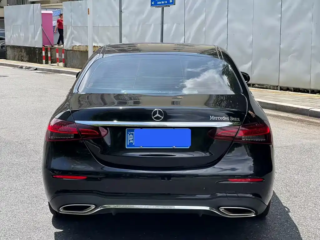Mercedes-Benz E-Class 2023