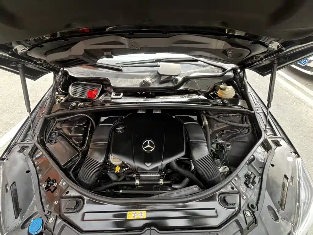 Mercedes-Benz R-Class 2016 — фото 13