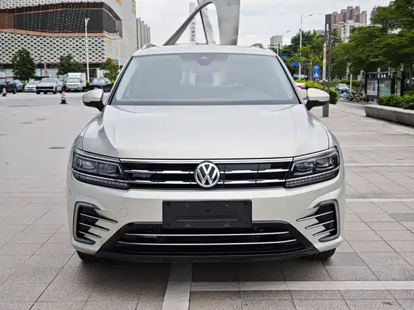 Volkswagen Tiguan L Plug-In Hybrid 2019