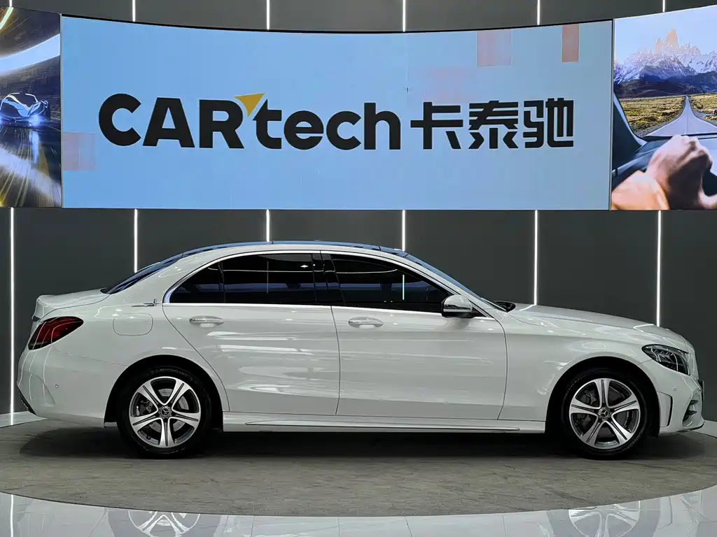 Mercedes-Benz C-Class 2021 — фото 19