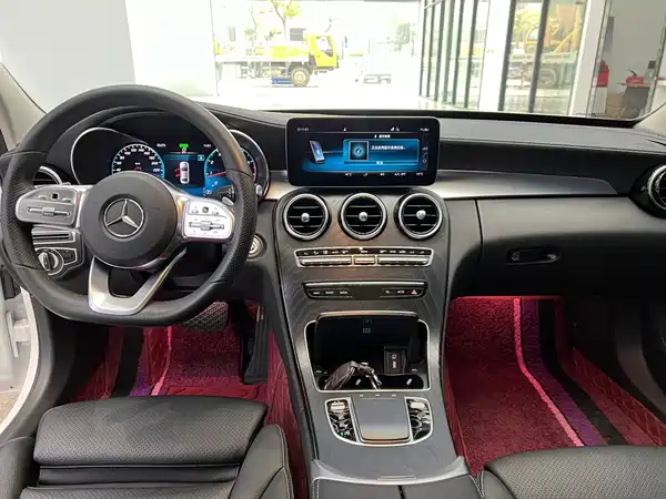 Mercedes-Benz C-Class 2021