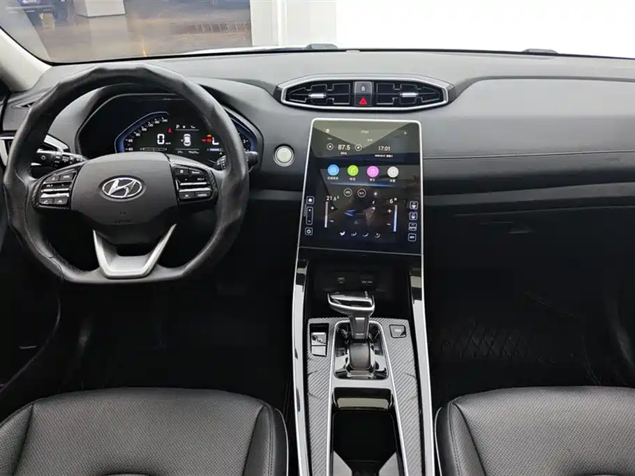 Hyundai ix25 2020 — фото 12