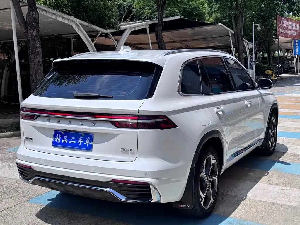 Geely Xingyue L 2023 — фото 7