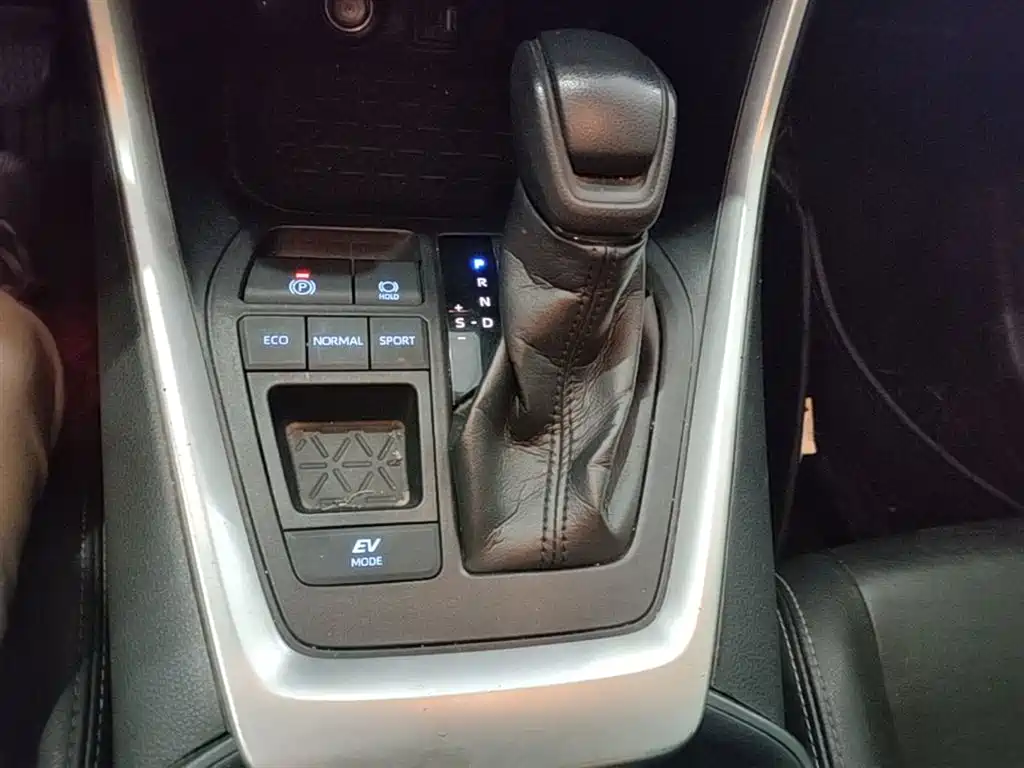Toyota Wildlander 2020 — фото 21