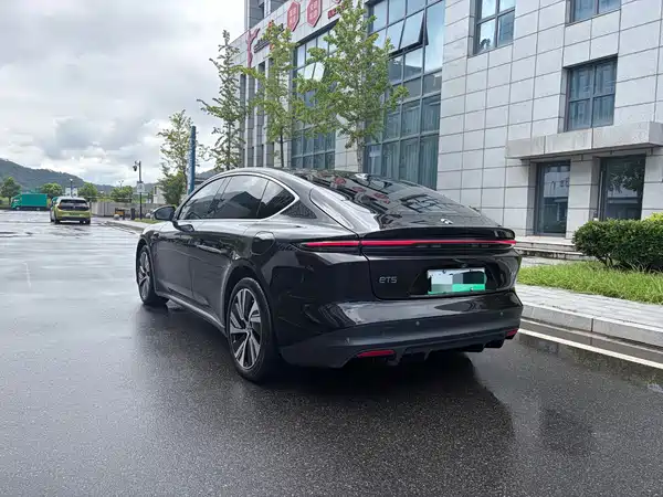 NIO ET5 2024