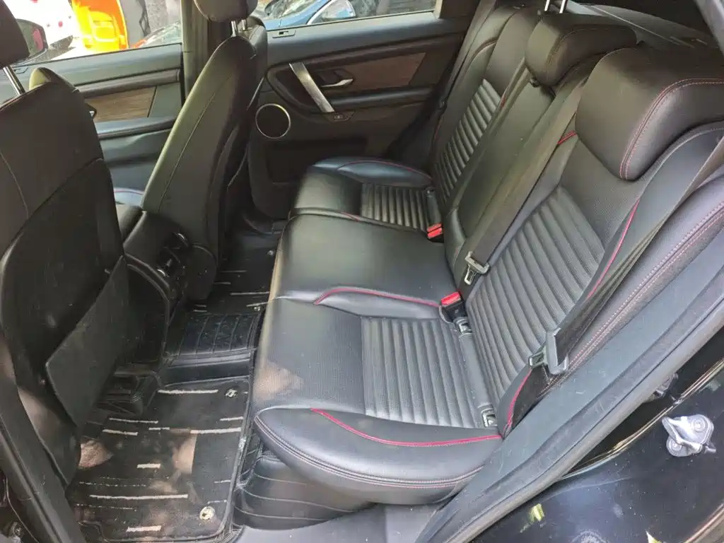 Land Rover Discovery Sport 2021 — фото 15