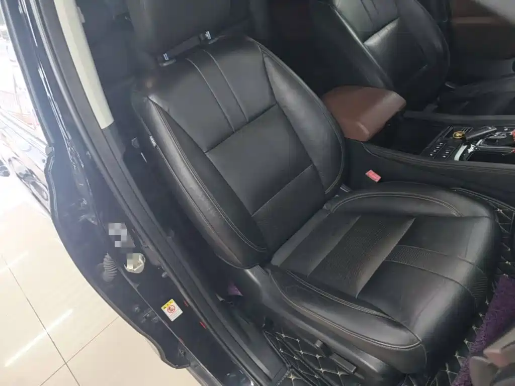 GAC Motor Trumpchi GS8 2017 — фото 25